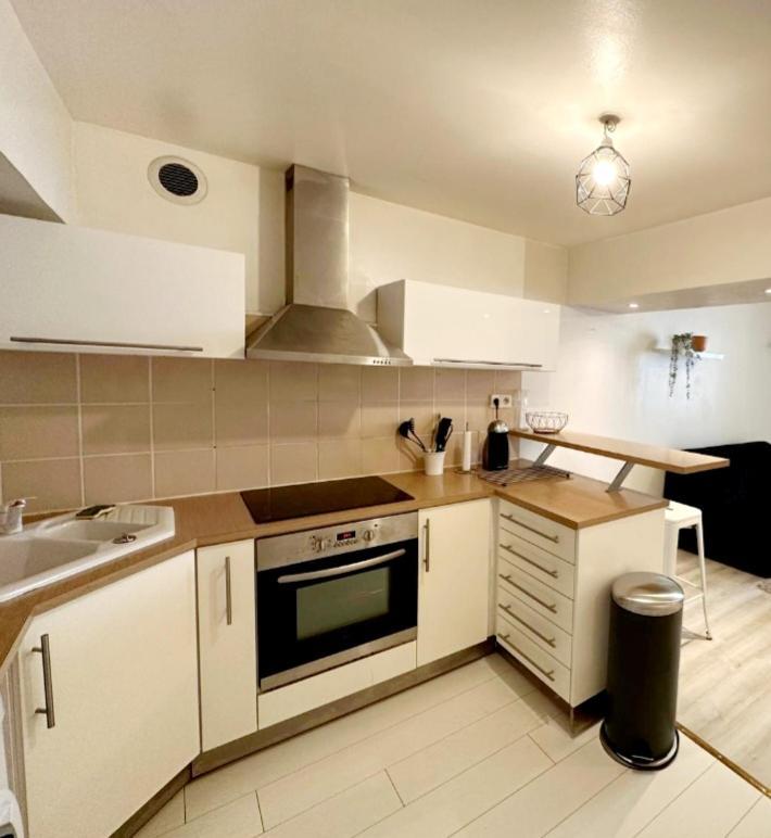 Appartement Avec Terrasse - Orleans - Quai De Loire Eksteriør bilde